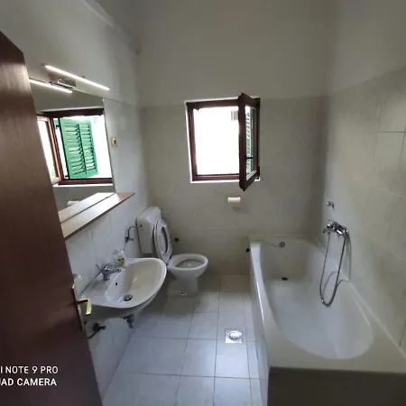 Ivan Апартаменты *