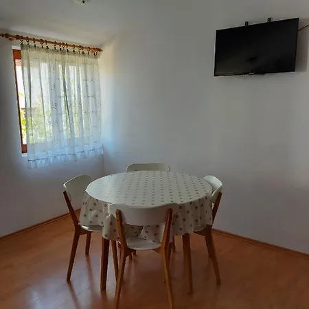 Ivan דירה